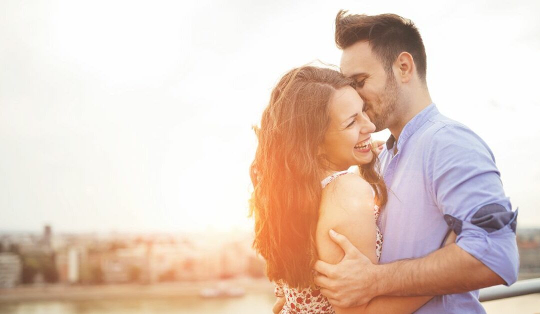 10 signs of healthy love